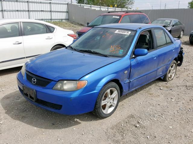 JM1BJ225630101610 - 2003 MAZDA PROTEGE DX BLUE photo 2