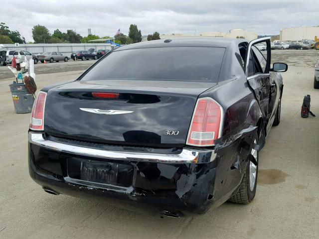 2C3CCAAG1DH513320 - 2013 CHRYSLER 300 BLACK photo 4