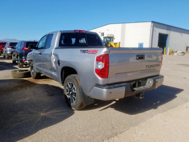 5TFUY5F10JX704568 - 2018 TOYOTA TUNDRA DOUBLE CAB SR/SR5  photo 3