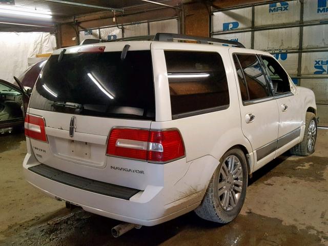 5LMFU285X7LJ08377 - 2007 LINCOLN NAVIGATOR Blanc photo 4