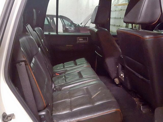 5LMFU285X7LJ08377 - 2007 LINCOLN NAVIGATOR Blanc photo 6