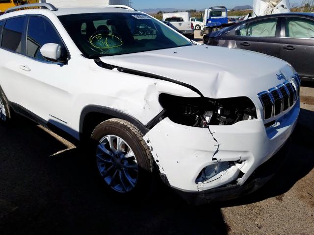 1C4PJLCB0KD490428 - 2019 JEEP CHEROKEE LATITUDE  photo 9