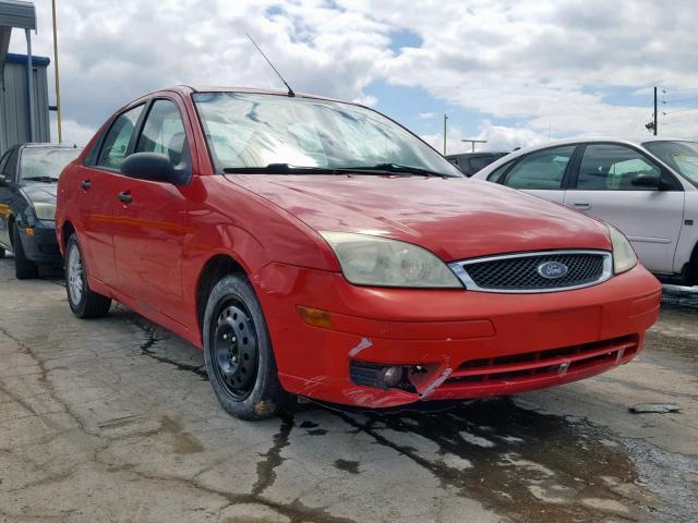 1FAFP34N25W139635 - 2005 FORD FOCUS ZX4 RED photo 1