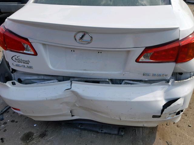 JTHBK262995092103 - 2009 LEXUS IS250 WHITE photo 9