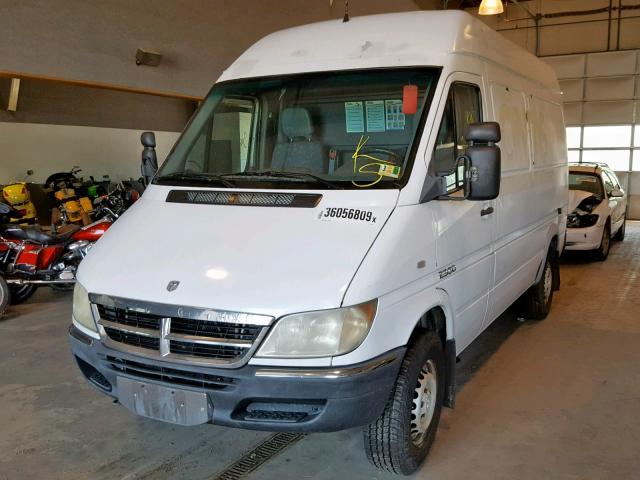 WD2PD644655714677 - 2005 DODGE SPRINTER WHITE photo 2