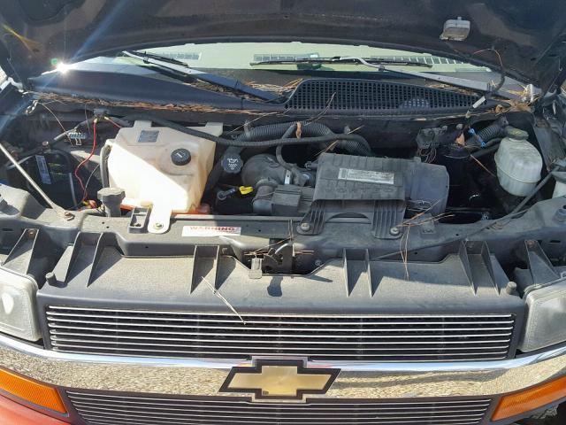 1GBFG154981123412 - 2008 CHEVROLET EXPRESS G1 BLACK photo 7