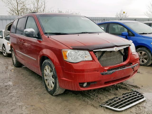 2A4RR5DXXAR189503 - 2010 CHRYSLER TOWN & COU RED photo 1