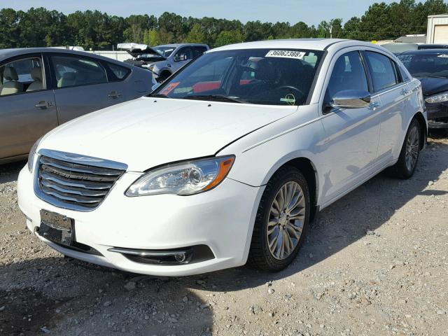 1C3BC2FG2BN618771 - 2011 CHRYSLER 200 LIMITE WHITE photo 2