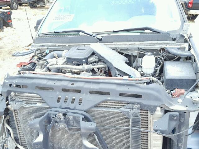 1GD422C85DF215820 - 2013 GMC SIERRA K35 WHITE photo 7