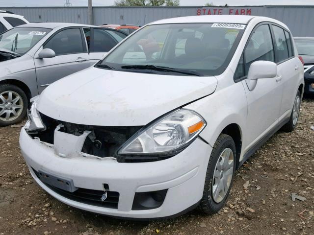 3N1BC1CP6AL457515 - 2010 NISSAN VERSA S WHITE photo 2