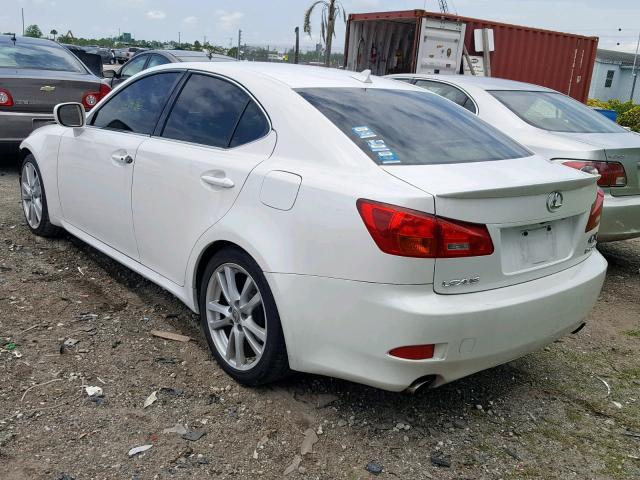 JTHBK262172036929 - 2007 LEXUS IS 250 WHITE photo 3