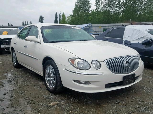 2G4WD582281231785 - 2008 BUICK LACROSSE C WHITE photo 1