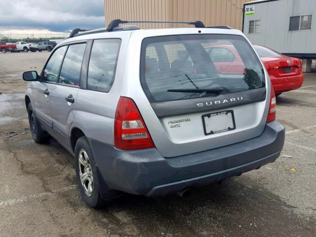 JF1SG63645H754332 - 2005 SUBARU FORESTER 2 SILVER photo 3