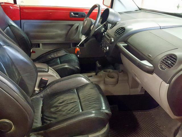 3VWCD21Y74M302242 - 2004 VOLKSWAGEN NEW BEETLE წითელი ფოტო 5