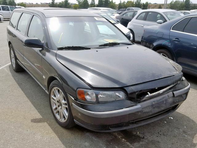 YV1SW58D522240738 - 2002 VOLVO V70 2.4T BLACK photo 1