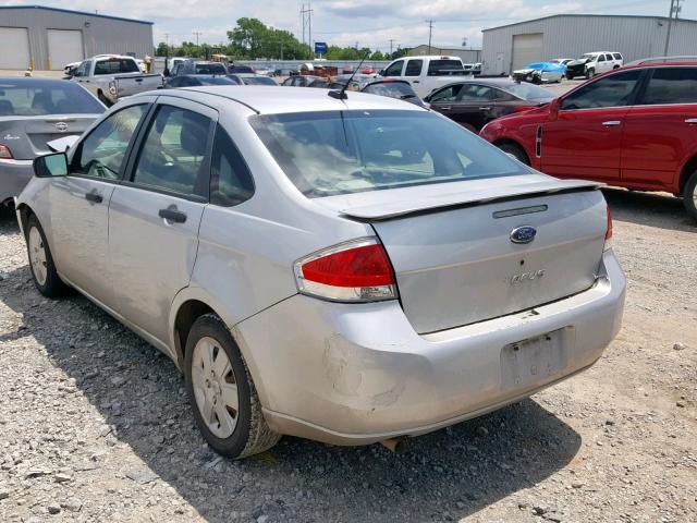 1FAHP34N68W248161 - 2008 FORD FOCUS S/SE SILVER photo 3