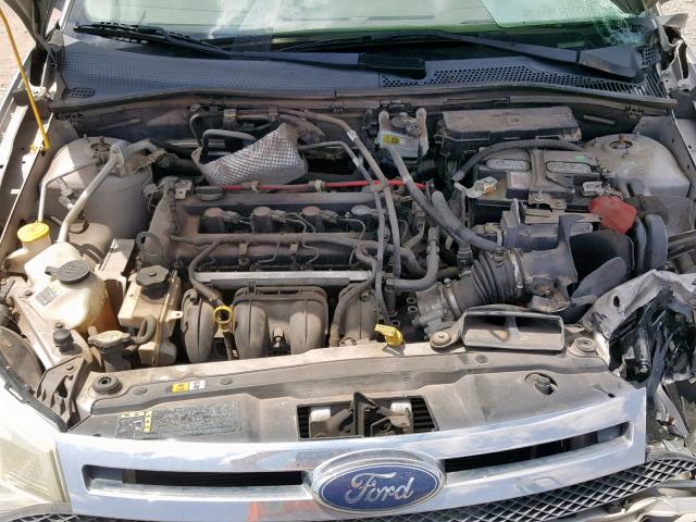 1FAHP34N68W248161 - 2008 FORD FOCUS S/SE SILVER photo 7