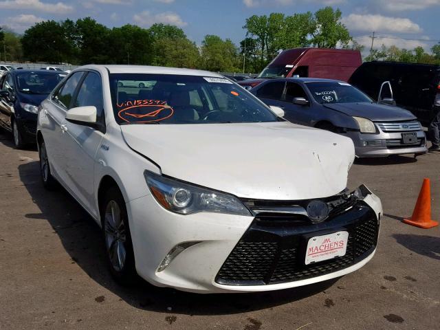 4T1BD1FKXFU155597 - 2015 TOYOTA CAMRY HYBR WHITE photo 1