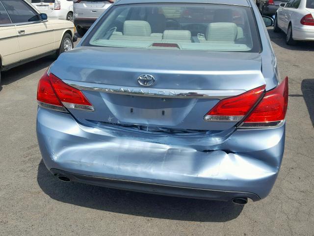 4T1BK3DB8CU462928 - 2012 TOYOTA AVALON BAS BLUE photo 9