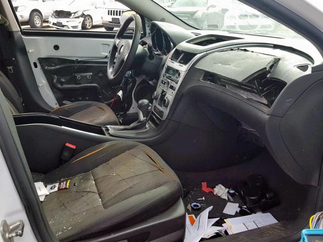1G1ZC5E07CF383479 - 2012 CHEVROLET MALIBU 1LT 白色 照片 5