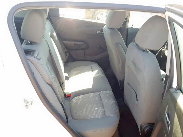 1G1JA6SH2E4232146 - 2014 CHEVROLET SONIC LS WHITE photo 6