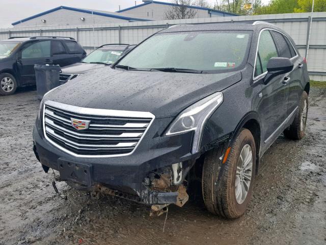 1GYKNDRS2KZ135477 - 2019 CADILLAC XT5 LUXURY BLACK photo 2