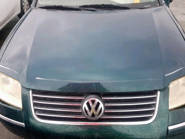 WVWWH63B61E240516 - 2001 VOLKSWAGEN PASSAT GLX GREEN photo 7