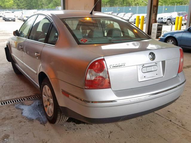 WVWPD63B33P185417 - 2003 VOLKSWAGEN PASSAT GLS SILVER photo 3