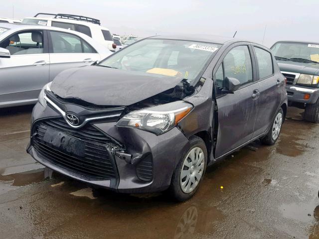 VNKKTUD33GA062287 - 2016 TOYOTA YARIS L GRAY photo 2