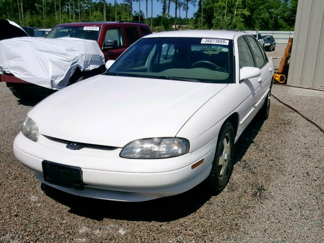 2G1WN52K7W9125091 - 1998 CHEVROLET LUMINA LTZ WHITE photo 2