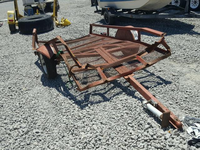 36073858 - 2013 UTILITY UTILITY RED photo 1