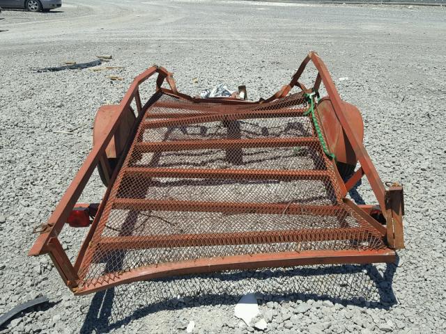 36073858 - 2013 UTILITY UTILITY RED photo 6