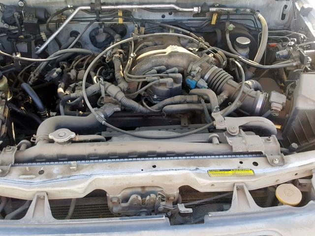 5N1ED28T61C501992 - 2001 NISSAN XTERRA XE SILVER photo 7