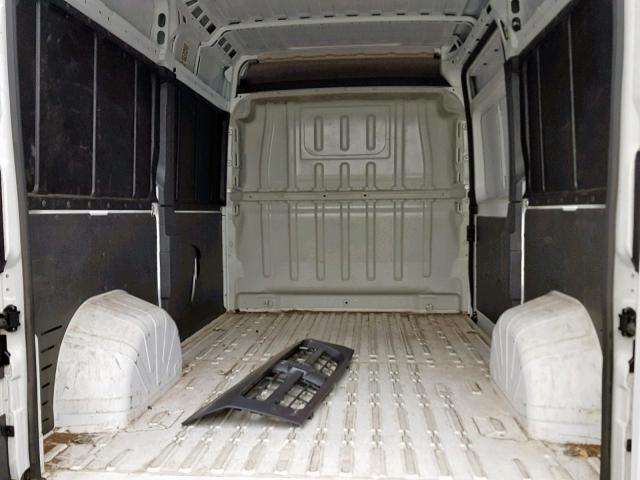 3C6TRVBG1JE139158 - 2018 RAM PROMASTER 白色 照片 6