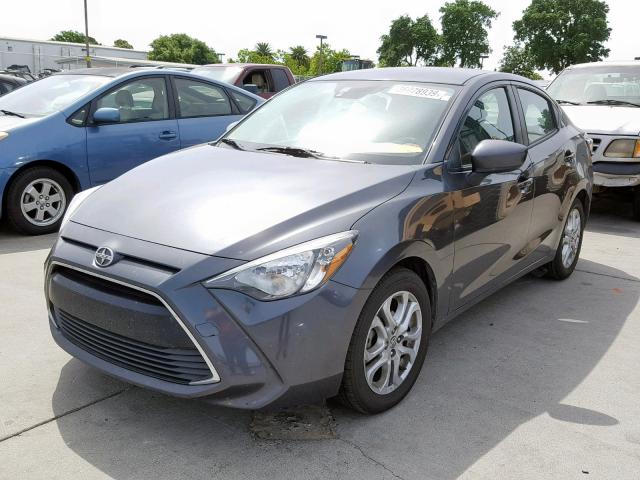 3MYDLBZV8GY130032 - 2016 TOYOTA SCION IA SILVER photo 2