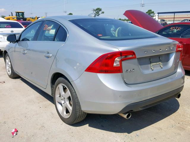 YV1612FS9D1232988 - 2013 VOLVO S60 T5 SILVER photo 3