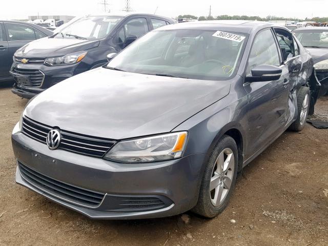 3VWLL7AJ7DM388834 - 2013 VOLKSWAGEN JETTA TDI GRAY photo 2