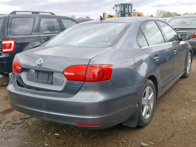 3VWLL7AJ7DM388834 - 2013 VOLKSWAGEN JETTA TDI GRAY photo 4