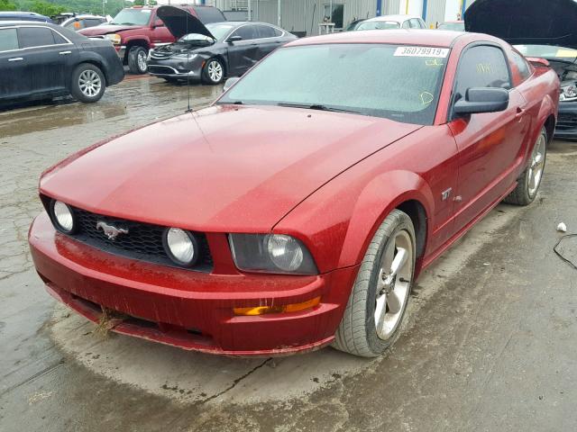 1ZVHT82H455146520 - 2005 FORD MUSTANG GT RED photo 2