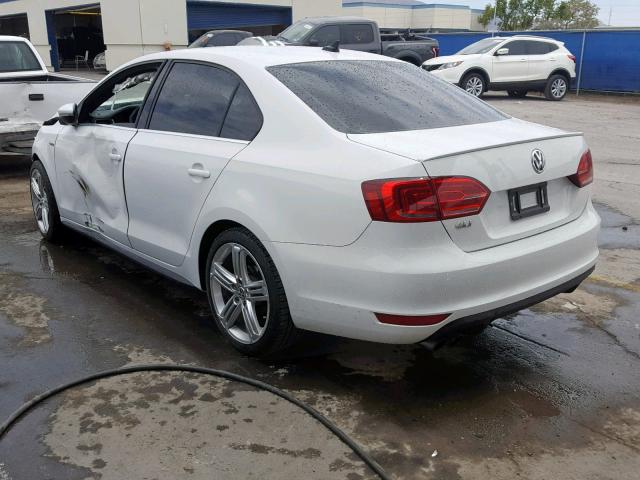 3VW5S7AJ5EM295386 - 2014 VOLKSWAGEN JETTA GLI WHITE photo 3