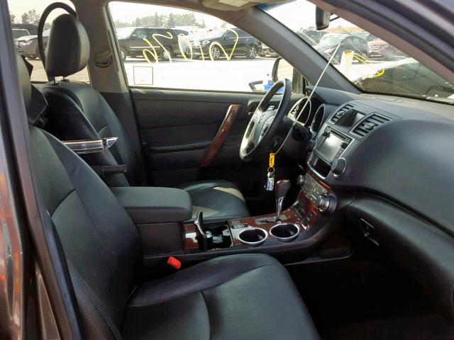 5TDYK3EHXDS124468 - 2013 TOYOTA HIGHLANDER GRAY photo 5