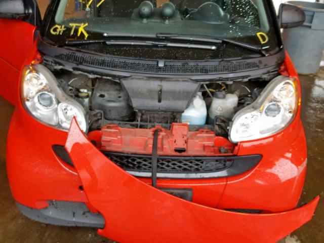 WMEEJ31X59K298810 - 2009 SMART FORTWO PUR RED photo 7