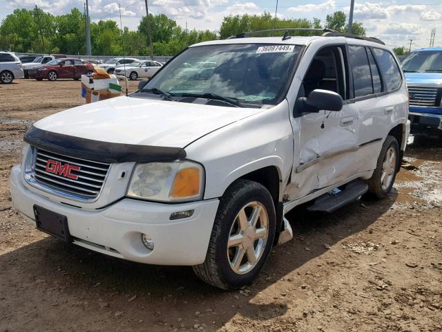 1GKDT13S882261165 - 2008 GMC ENVOY WHITE photo 2