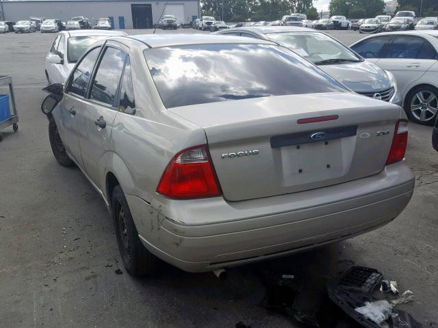 1FAFP34N46W183198 - 2006 FORD FOCUS ZX4 TAN photo 3