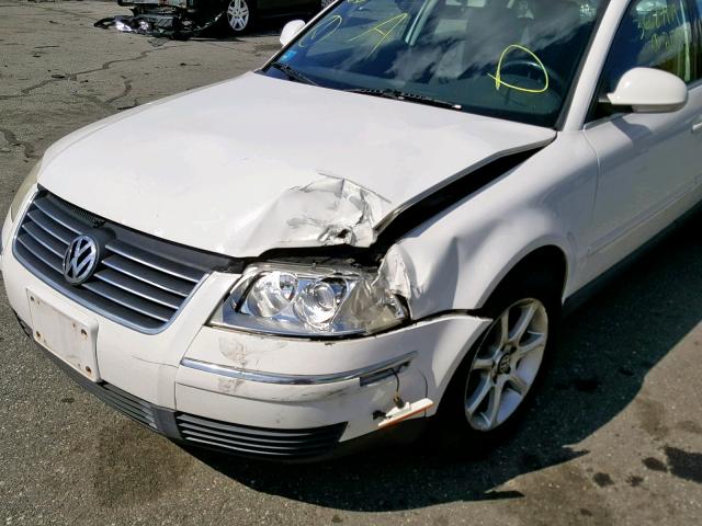 WVWMD63B74E164781 - 2004 VOLKSWAGEN PASSAT GL WHITE photo 9