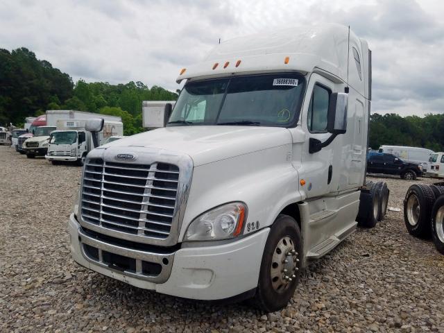 3AKJGLDVXDSFF7957 - 2013 FREIGHTLINER CASCADIA 125  photo 2