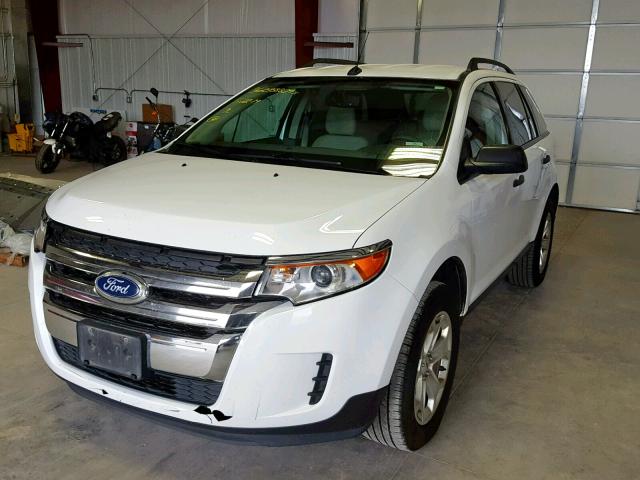 2FMDK4GC4EBB55655 - 2014 FORD EDGE SE WHITE photo 2