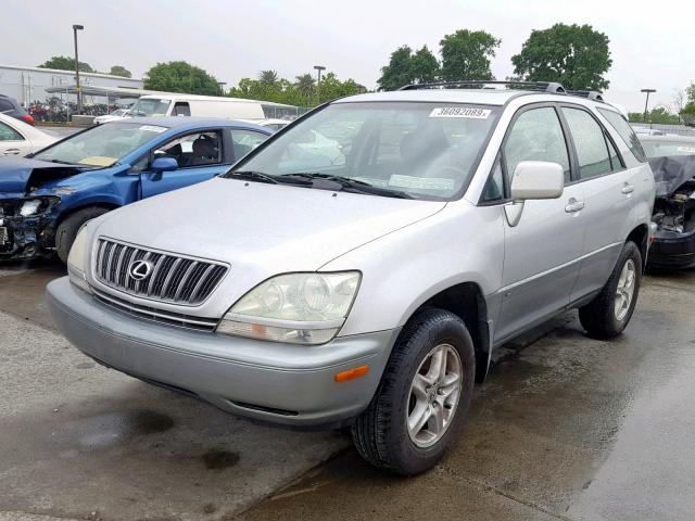 JTJHF10U220286573 - 2002 LEXUS RX 300 SILVER photo 2