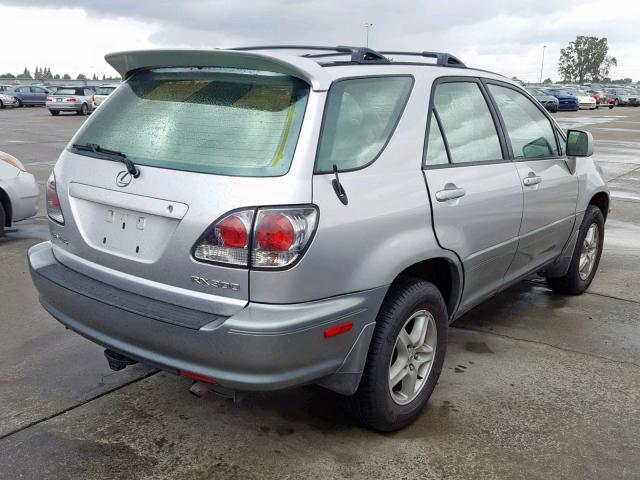 JTJHF10U220286573 - 2002 LEXUS RX 300 SILVER photo 4