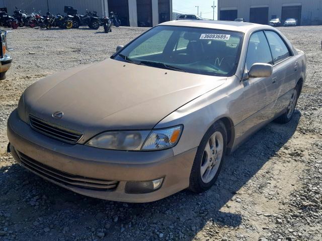 JT8BF28G310290951 - 2001 LEXUS ES 300 GOLD photo 2